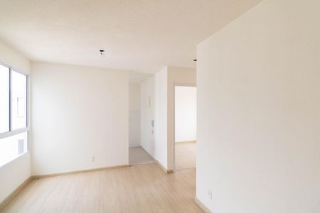 Sala de apartamento para alugar com 2 quartos, 45m² em Campo Grande, Rio de Janeiro