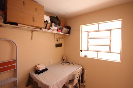 Casa à venda com 102m², 2 quartos e 1 vaga Casa à venda com 102m², 2 quartos e 1 vagaQuarto 3