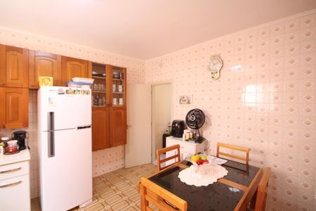 Casa à venda com 102m², 2 quartos e 1 vaga Casa à venda com 102m², 2 quartos e 1 vagaCozinha