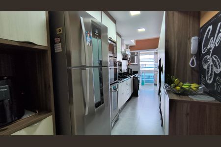 Apartamento para alugar com 109m², 3 quartos e 2 vagas Apartamento para alugar com 109m², 3 quartos e 2 vagasCozinha e Área de Serviço