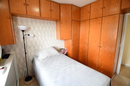 Apartamento à venda com 69m², 2 quartos e 1 vagaQuarto 2