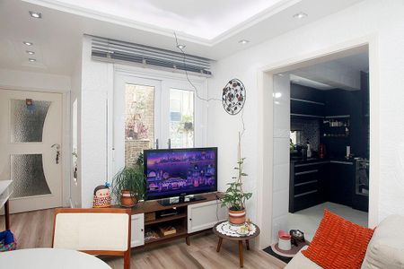 Sala de apartamento à venda com 2 quartos, 68m² em Santana, Porto Alegre