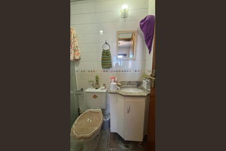 Apartamento à venda com 68m², 2 quartos e 2 vagas Apartamento à venda com 68m², 2 quartos e 2 vagasBanheiro da Suíte