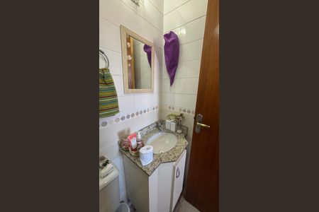 Apartamento à venda com 68m², 2 quartos e 2 vagas Apartamento à venda com 68m², 2 quartos e 2 vagasBanheiro da Suíte