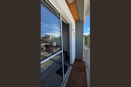 Apartamento à venda com 68m², 2 quartos e 2 vagas Apartamento à venda com 68m², 2 quartos e 2 vagasVaranda