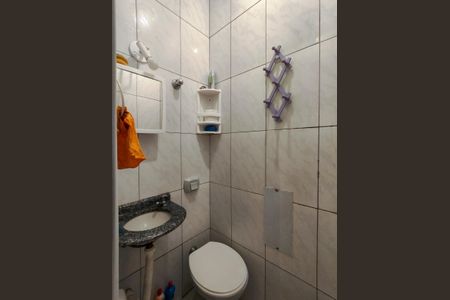 Apartamento à venda com 48m², 1 quarto e sem vaga Apartamento à venda com 48m², 1 quarto e sem vagaBanheiro de serviço