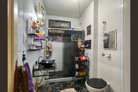Apartamento à venda com 48m², 1 quarto e sem vaga Apartamento à venda com 48m², 1 quarto e sem vagaBanheiro Corredor