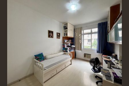 Apartamento à venda com 120m², 3 quartos e 1 vagaQuarto 3