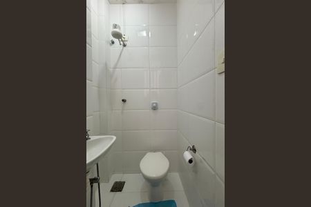 Apartamento à venda com 120m², 3 quartos e 1 vagaÁrea de serviço - banheiro