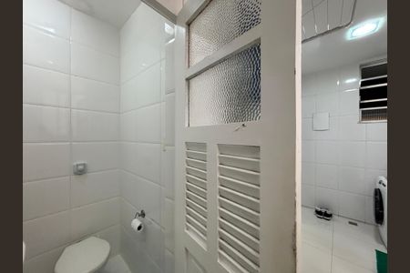 Apartamento à venda com 120m², 3 quartos e 1 vagaÁrea de serviço - banheiro