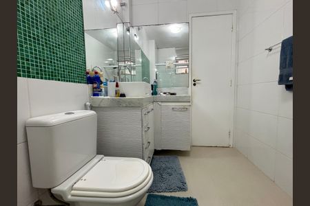 Apartamento à venda com 120m², 3 quartos e 1 vagaBanheiro social