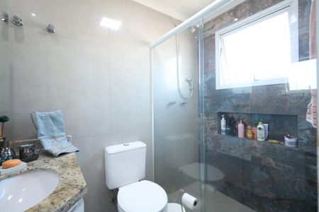 Apartamento à venda com 110m², 3 quartos e 3 vagas Apartamento à venda com 110m², 3 quartos e 3 vagasBanheiro da Suíte