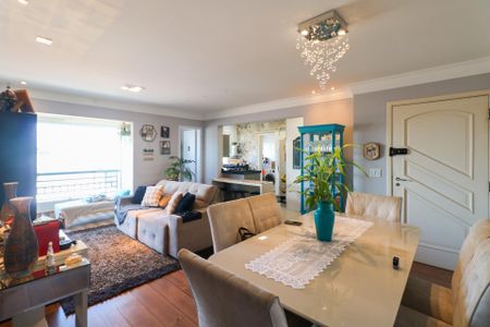 Apartamento à venda com 110m², 3 quartos e 3 vagas Apartamento à venda com 110m², 3 quartos e 3 vagasSala