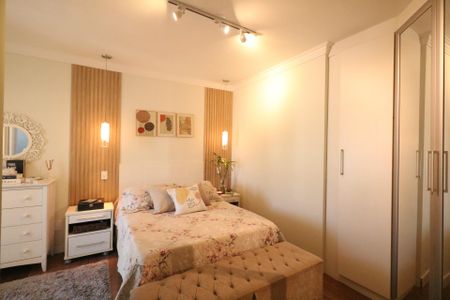 Apartamento à venda com 110m², 3 quartos e 3 vagas Apartamento à venda com 110m², 3 quartos e 3 vagasSuíte