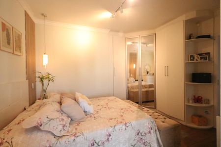 Apartamento à venda com 110m², 3 quartos e 3 vagas Apartamento à venda com 110m², 3 quartos e 3 vagasSuíte