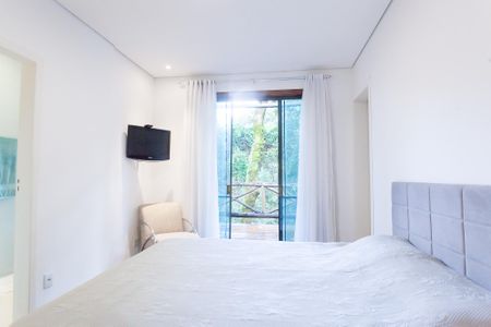 Casa de condomínio à venda com 184m², 3 quartos e 4 vagassuite 