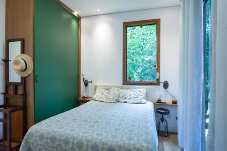Casa de condomínio à venda com 184m², 3 quartos e 4 vagasquarto 1