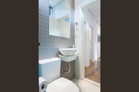 Casa de condomínio à venda com 184m², 3 quartos e 4 vagasBanheiro Social
