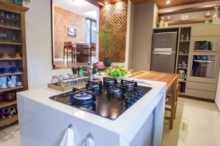 Casa de condomínio à venda com 184m², 3 quartos e 4 vagasCozinha
