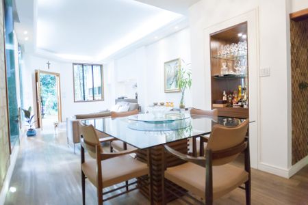 Casa de condomínio à venda com 184m², 3 quartos e 4 vagasSala de Jantar