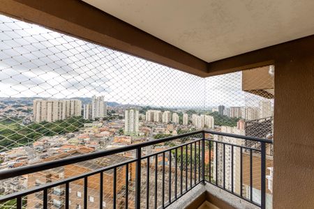Varanda de apartamento para alugar com 2 quartos, 61m² em Jardim Tupanci, Barueri