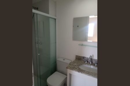 Apartamento para alugar com 2 quartos, 61m² em Jardim Tupanci, Barueri