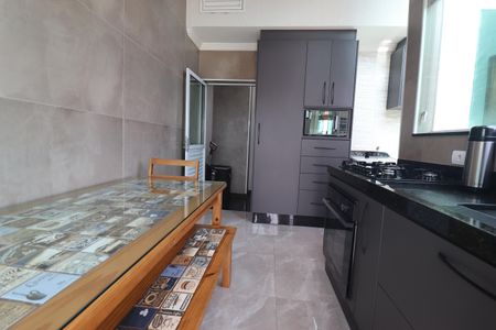 Apartamento à venda com 96m², 2 quartos e 1 vagaCozinha