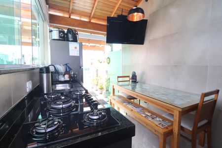 Apartamento à venda com 96m², 2 quartos e 1 vagaCozinha