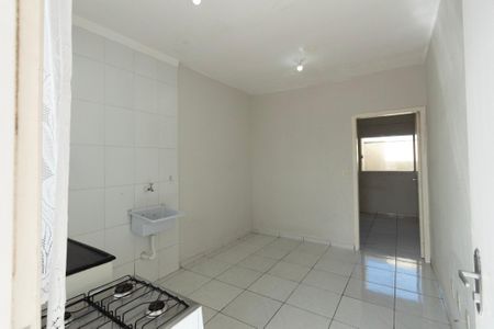 Sala  de kitnet/studio para alugar com 1 quarto, 32m² em Parque Ouro Fino, Sorocaba