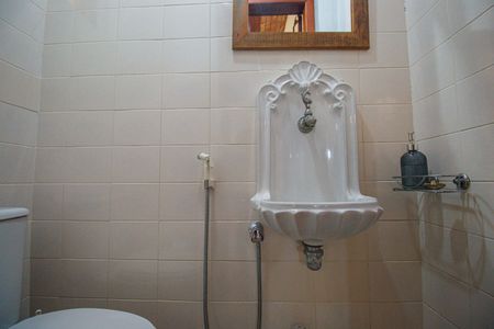 Casa à venda com 150m², 4 quartos e 1 vagaLavabo