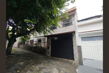 Casa à venda com 150m², 4 quartos e 1 vagaFachada