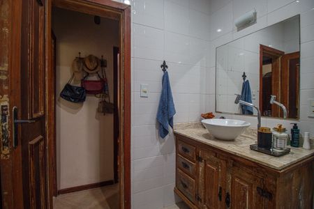 Casa à venda com 150m², 4 quartos e 1 vagaBanheiro Social