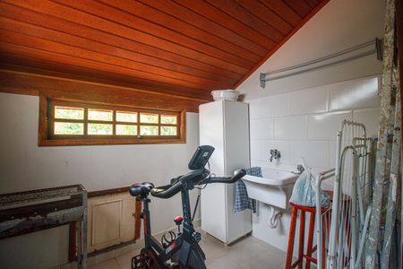 Casa à venda com 150m², 4 quartos e 1 vagaÁrea de Serviço 2