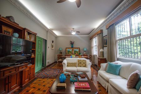 Sala de casa à venda com 4 quartos, 150m² em Tijuca, Rio de Janeiro