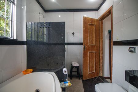 Casa à venda com 150m², 4 quartos e 1 vagaBanheiro Suite