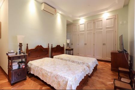 Apartamento à venda com 275m², 4 quartos e 3 vagasFoto 24