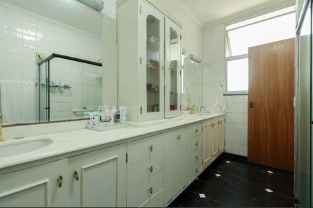 Apartamento à venda com 275m², 4 quartos e 3 vagasFoto 32