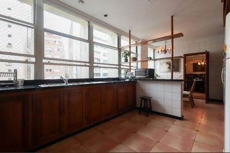 Apartamento à venda com 275m², 4 quartos e 3 vagasFoto 11