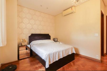 Apartamento à venda com 275m², 4 quartos e 3 vagasFoto 17