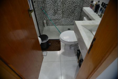 Apartamento à venda com 112m², 2 quartos e 2 vagasBanheiro Social