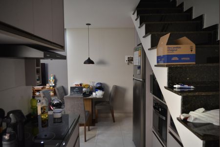 Apartamento à venda com 112m², 2 quartos e 2 vagasCozinha