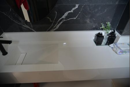 Apartamento à venda com 112m², 2 quartos e 2 vagasBanheiro de Serviço