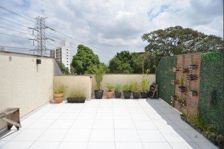 Apartamento à venda com 112m², 2 quartos e 2 vagasCobertura