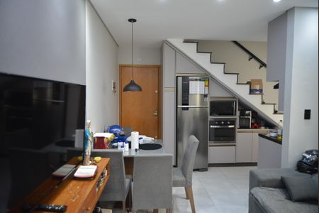 Sala de apartamento à venda com 2 quartos, 112m² em Jardim Cristiane, Santo André