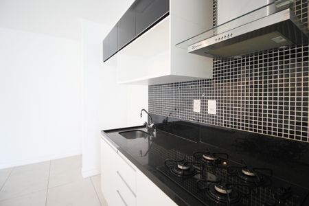 Apartamento à venda com 81m², 2 quartos e 2 vagasCozinha