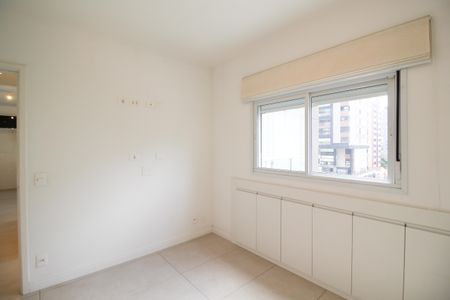 Apartamento à venda com 81m², 2 quartos e 2 vagasSuíte  