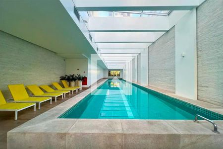 Apartamento à venda com 81m², 2 quartos e 2 vagasÁrea comum - Piscina