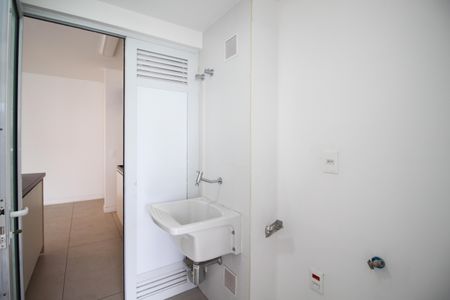 Apartamento à venda com 81m², 2 quartos e 2 vagasÁrea de Serviço