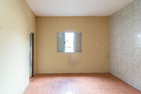 Casa para alugar com 28m², 1 quarto e sem vaga Casa para alugar com 28m², 1 quarto e sem vagaSala e Quarto