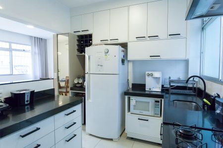 Apartamento à venda com 65m², 2 quartos e 1 vaga Apartamento à venda com 65m², 2 quartos e 1 vagaCozinha